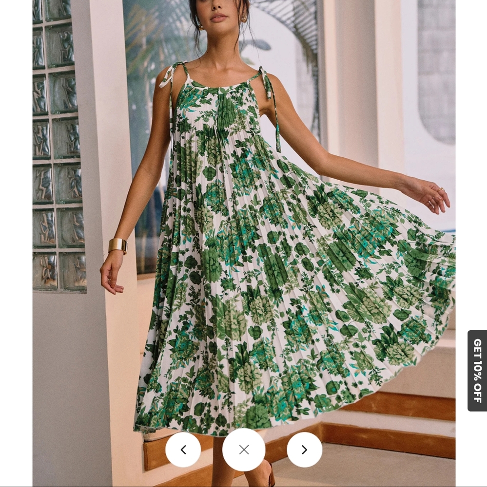 Sunday UP Floral Pleated Midi Dress, Green , size S, NWOT